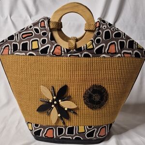 Stylish Multicolor Handbag with Wooden Handles